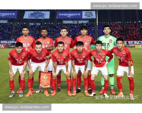 跌宕起伏,史诗对决:2015恒大与鲁能的绿茵绝唱 跌宕起伏,史诗对决:2015恒大与鲁能的绿茵绝唱